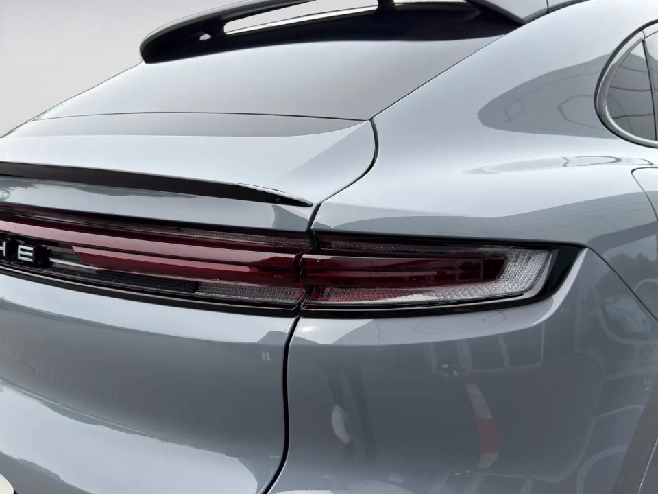 Porsche Cayenne Coupe E-Hybrid - foto 33