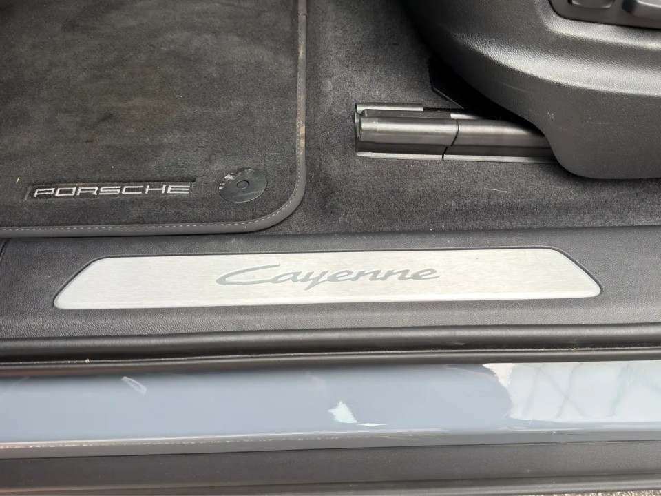 Porsche Cayenne Coupe E-Hybrid - foto 27