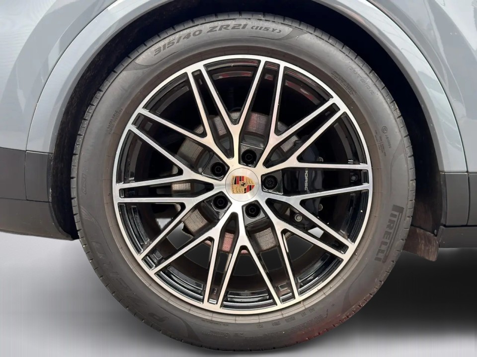 Porsche Cayenne Coupe E-Hybrid - foto 39