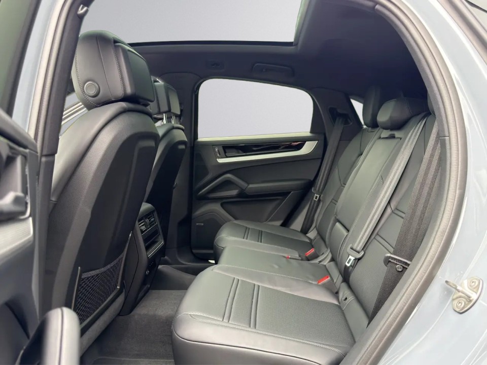 Porsche Cayenne Coupe E-Hybrid - foto 18