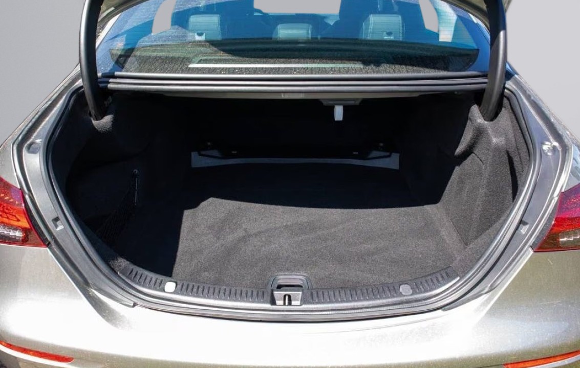 Mercedes-Benz E 200 4MATIC Avantgarde - foto 12