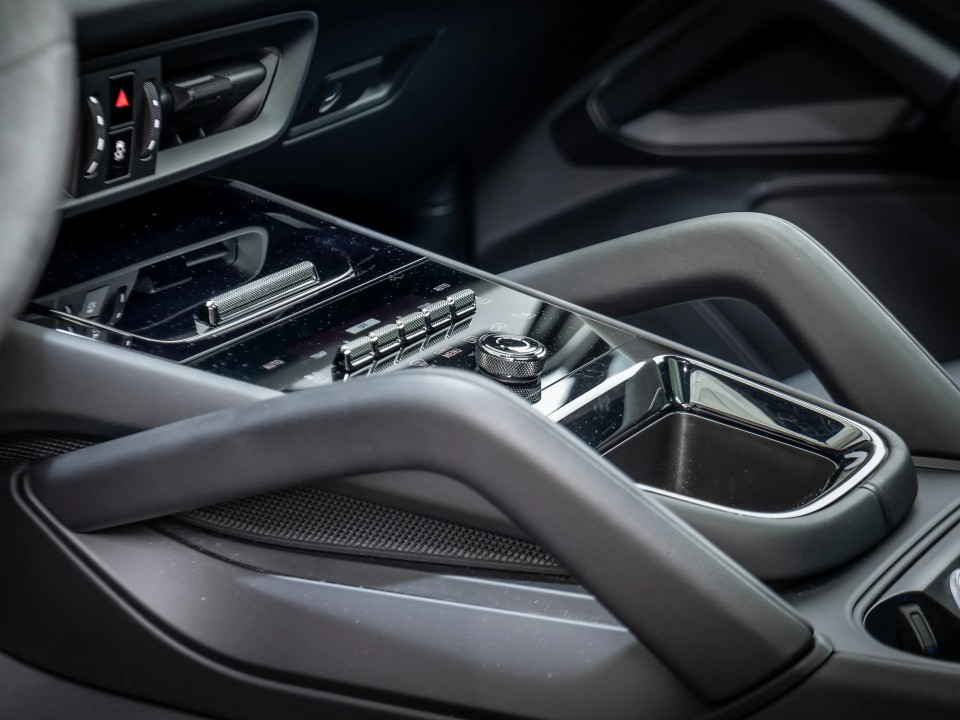 Porsche Cayenne Coupe E-Hybrid - foto 13