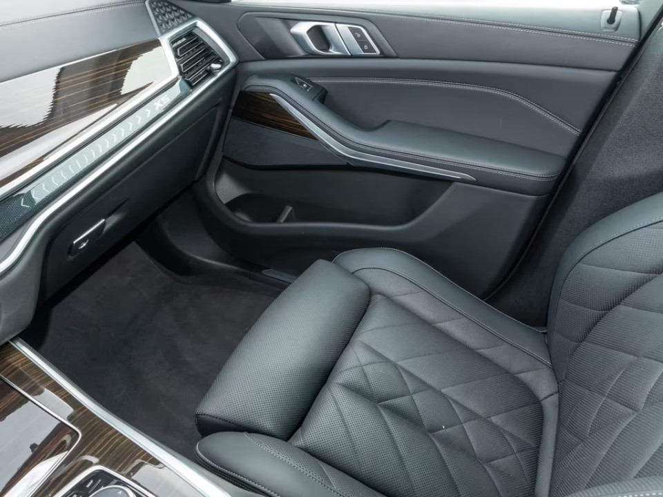 BMW X5 xDrive50e - foto 17