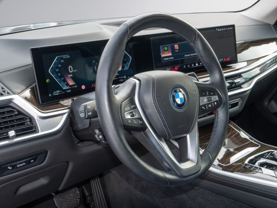 BMW X5 xDrive50e - foto 8