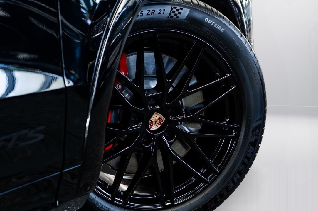 Porsche Cayenne Coupe GTS - foto 48