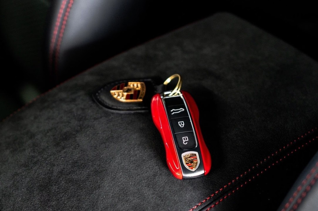 Porsche Cayenne Coupe GTS - foto 35