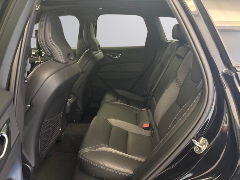Volvo XC 60 B5 AWD - foto 8