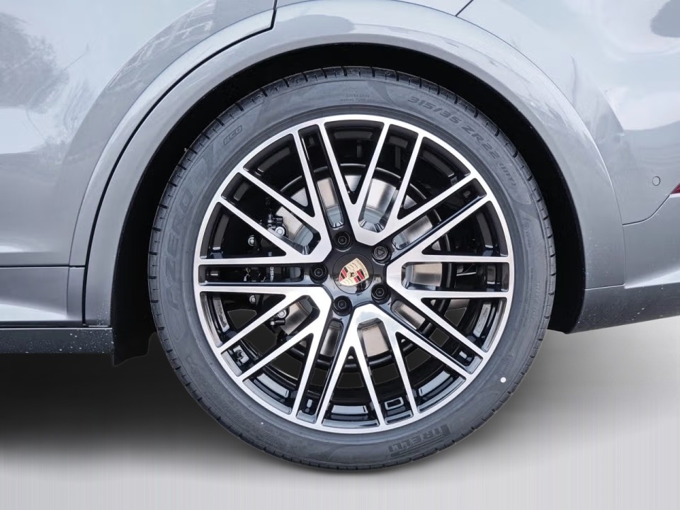 Porsche Cayenne Coupe GTS - foto 30