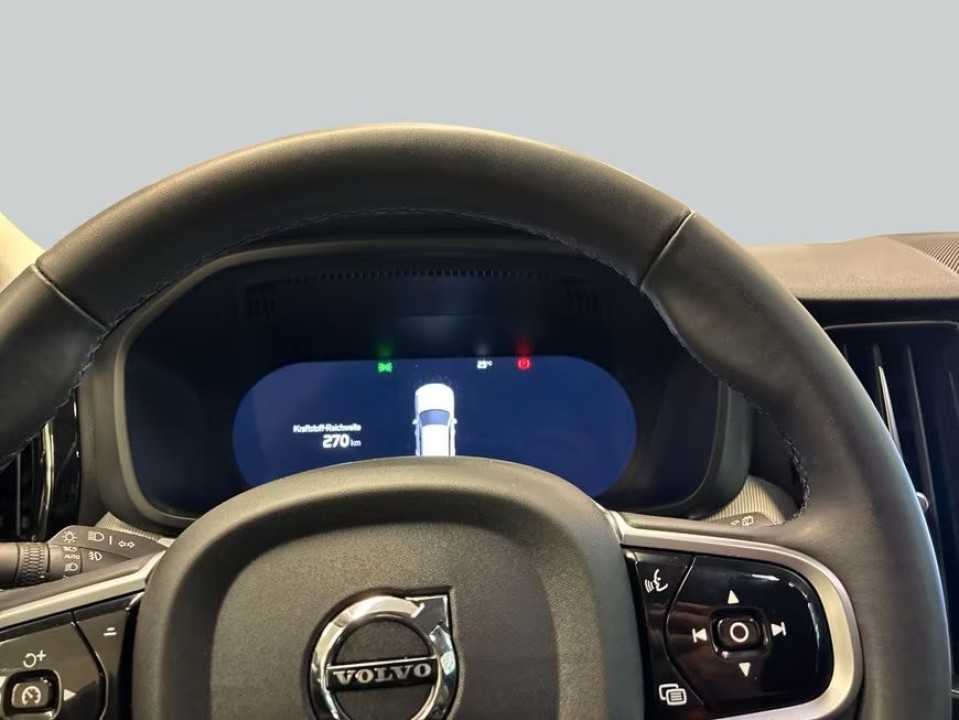 Volvo XC 60 B5 AWD Plus Dark - foto 14