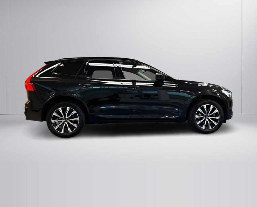 Volvo XC 60 B5 AWD Plus Dark (2)