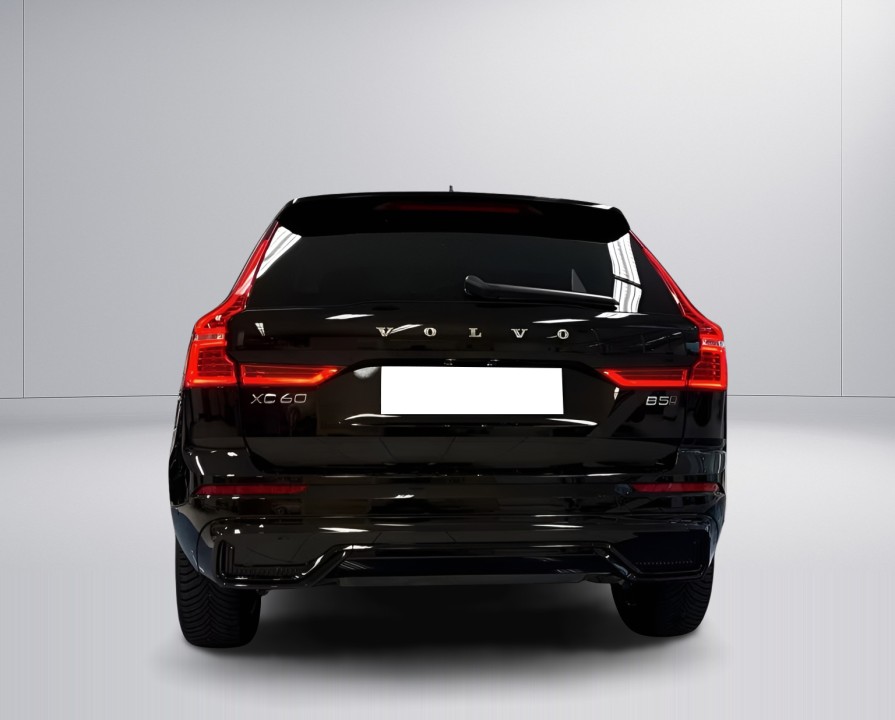 Volvo XC 60 B5 AWD Plus Dark (4)