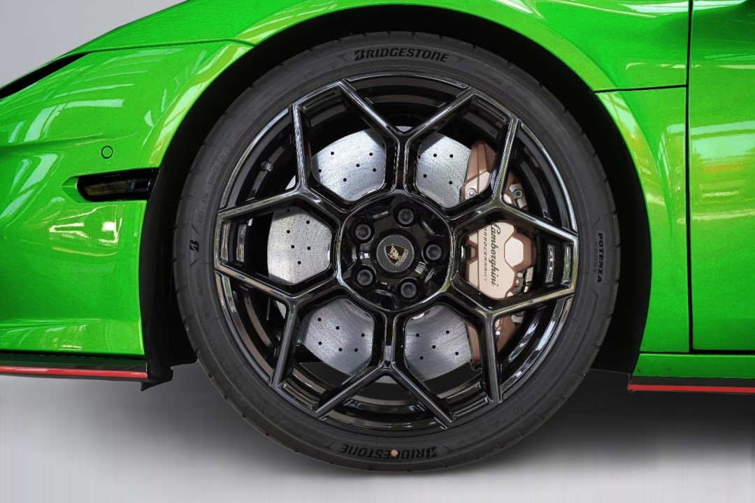 Lamborghini Temerario - foto 23
