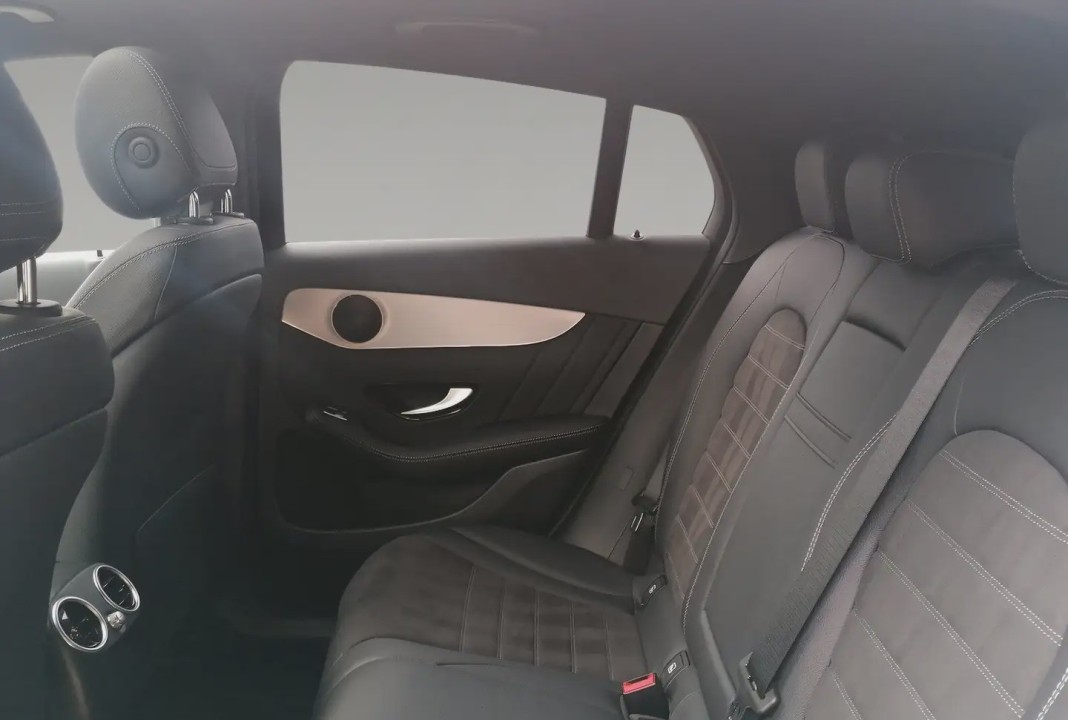 Mercedes-Benz GLC Coupé 200 4MATIC AMG Line - foto 8