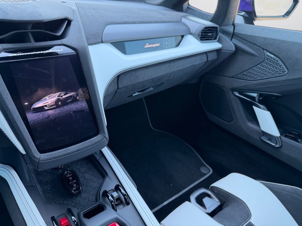 Lamborghini Temerario - foto 12