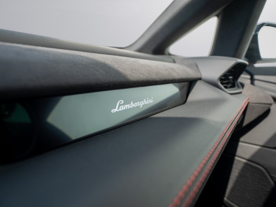 Lamborghini Temerario - foto 24