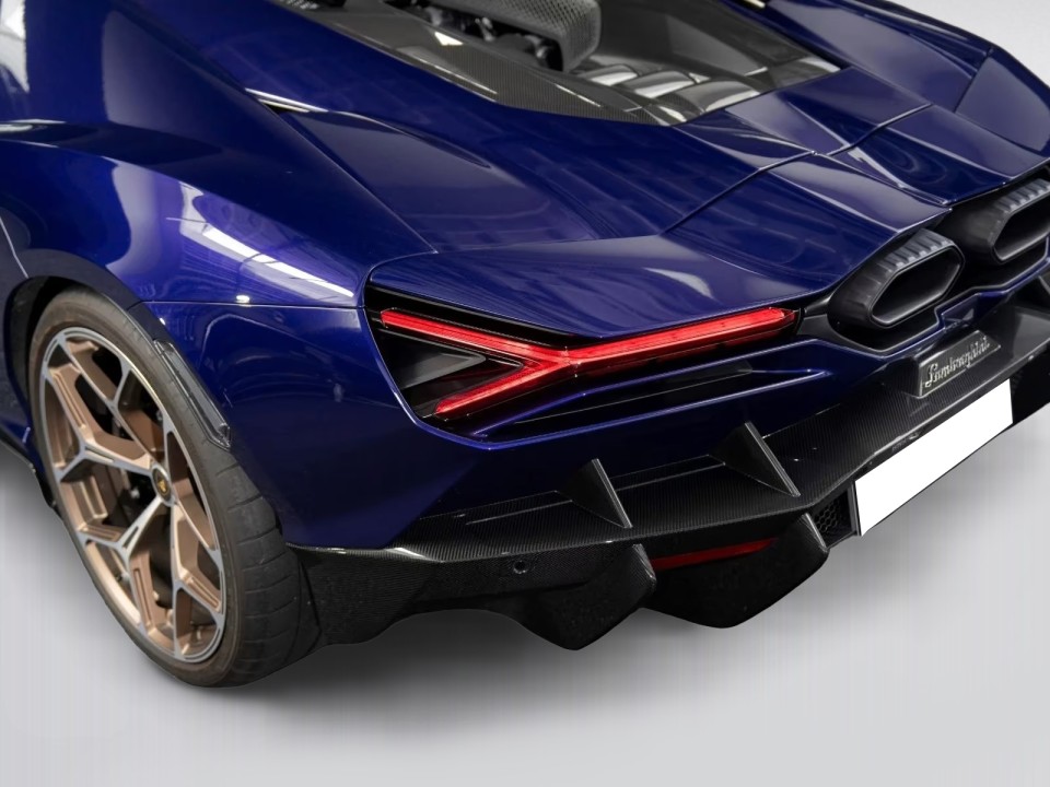 Lamborghini Revuelto - foto 10
