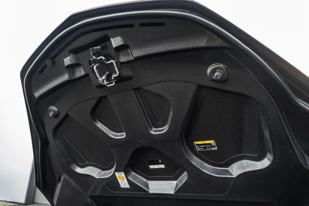 Lamborghini Revuelto - foto 42