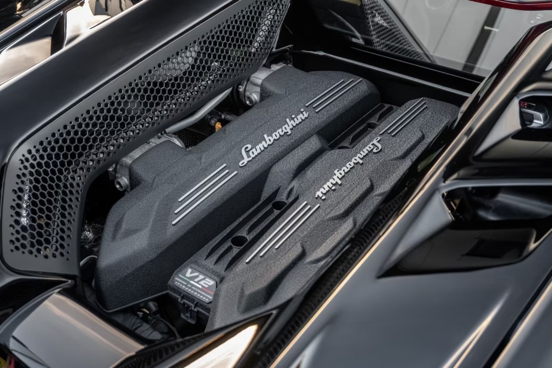 Lamborghini Revuelto - foto 44