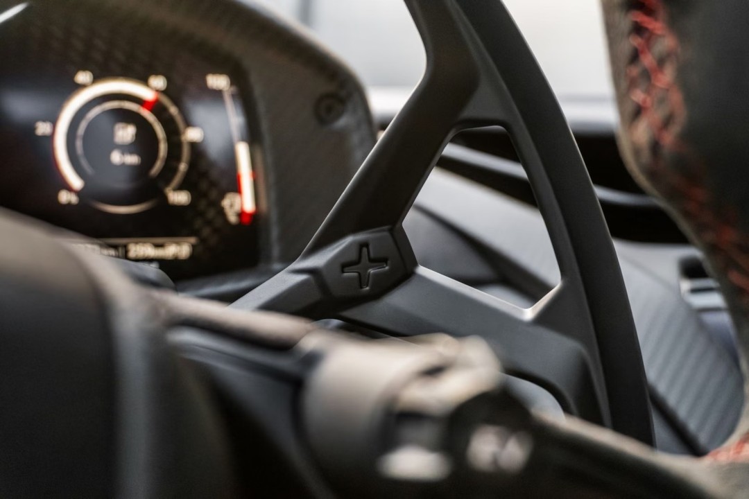 Lamborghini Revuelto - foto 19