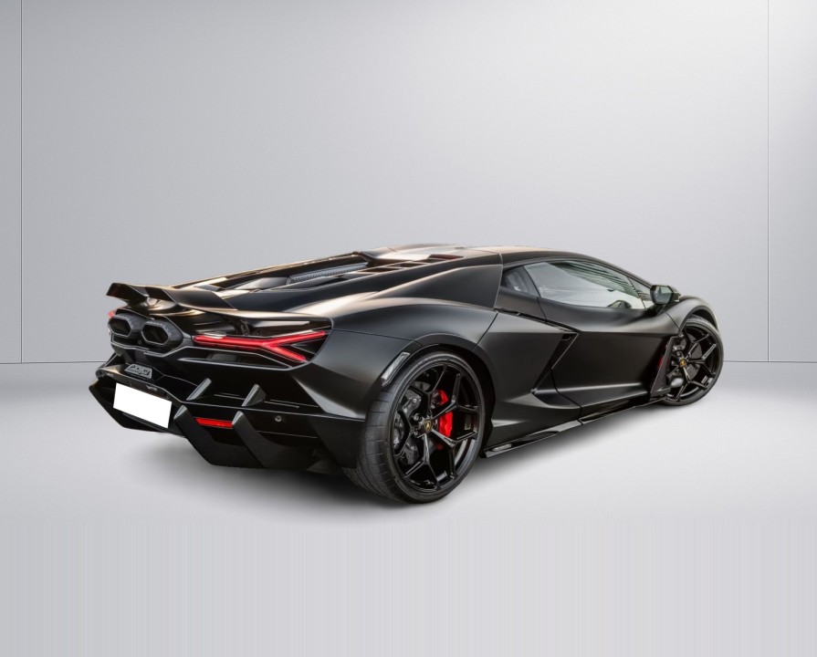 Lamborghini Revuelto (4)