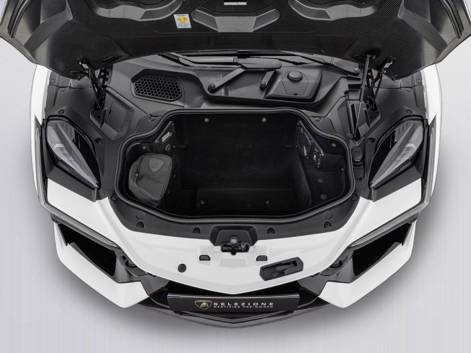 Lamborghini Revuelto - foto 21