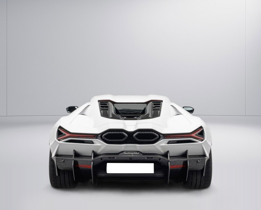 Lamborghini Revuelto (4)