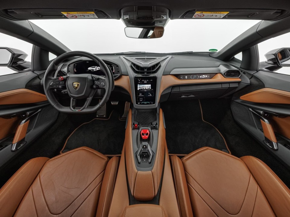 Lamborghini Revuelto - foto 13