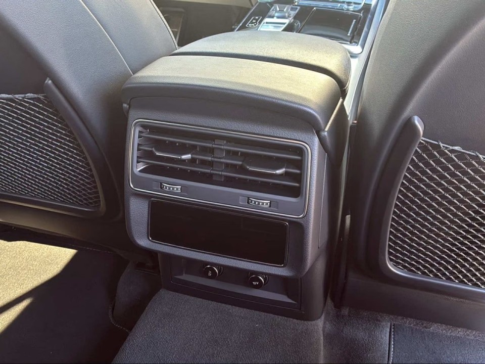 Audi Q8 55TFSI quattro tiptronic - foto 13