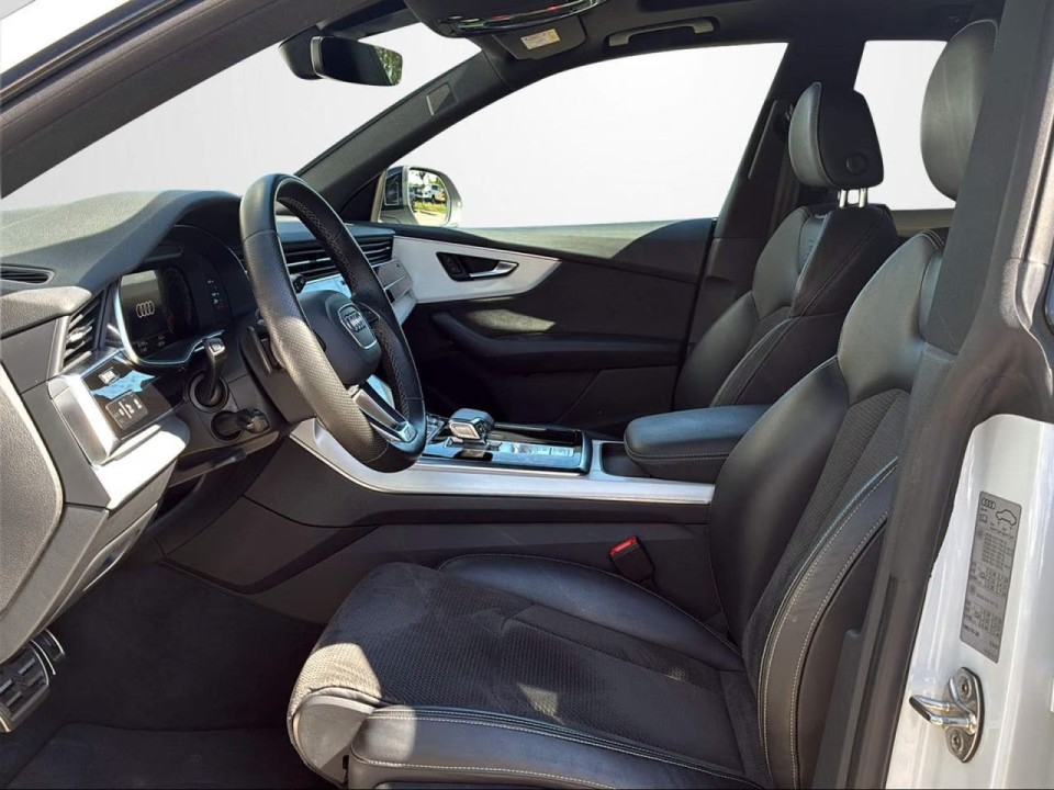 Audi Q8 55TFSI quattro tiptronic - foto 8