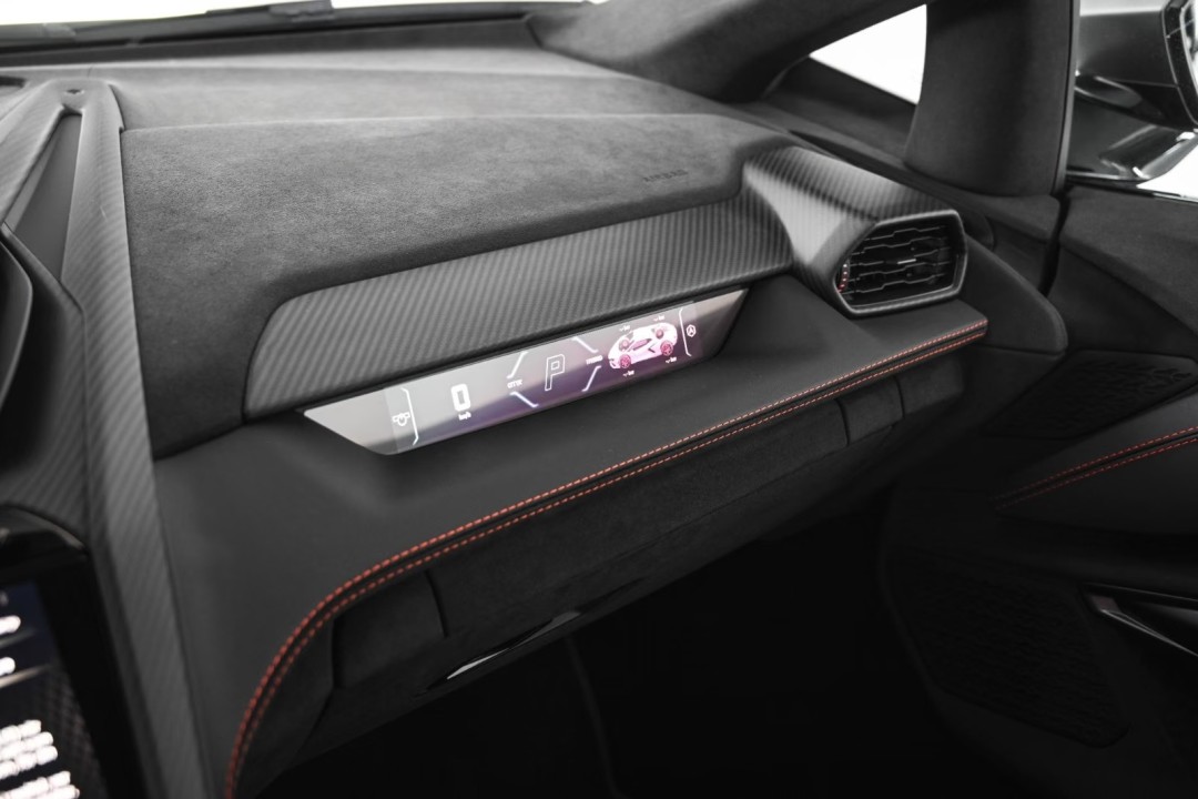 Lamborghini Revuelto - foto 19