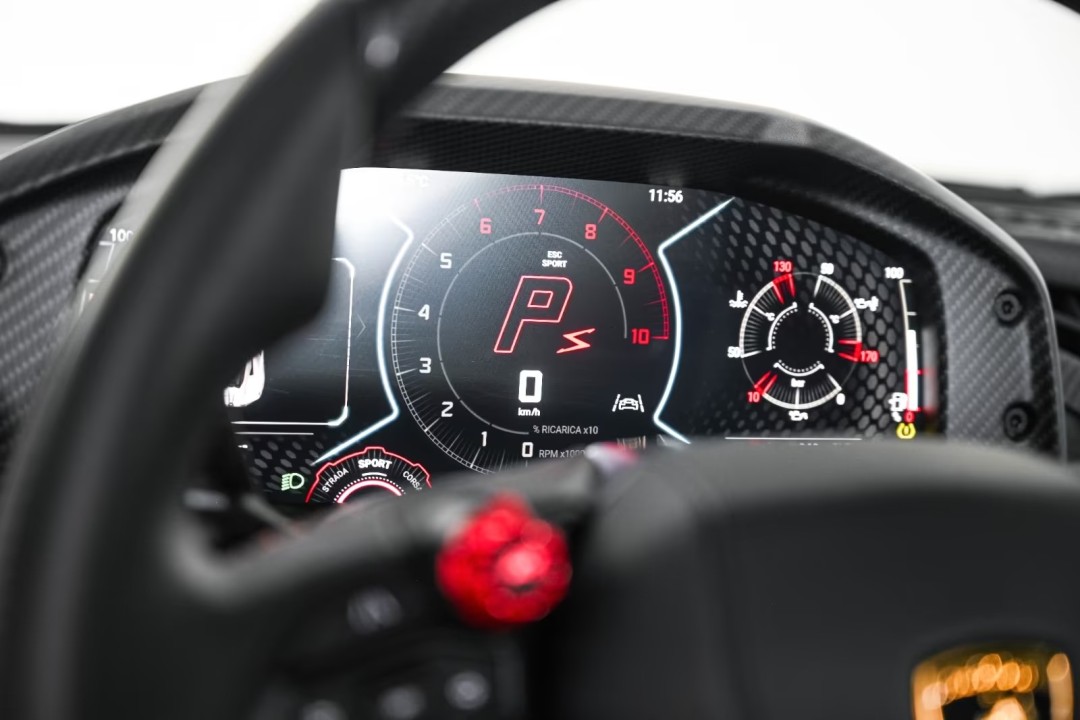 Lamborghini Revuelto - foto 12