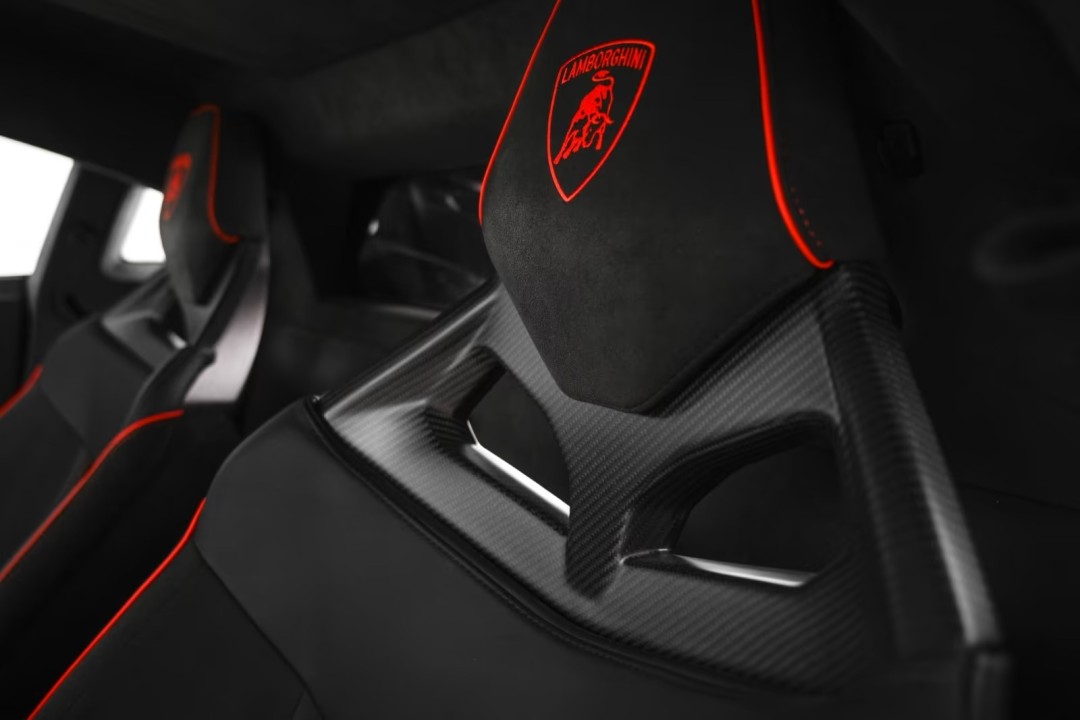 Lamborghini Revuelto - foto 20