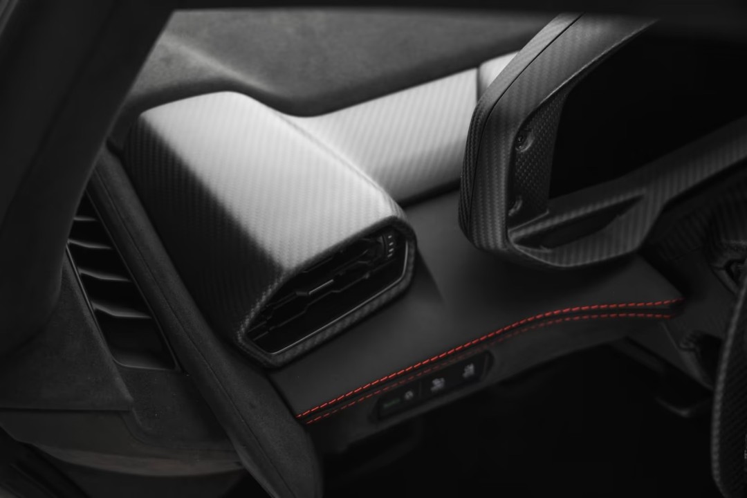 Lamborghini Revuelto - foto 16