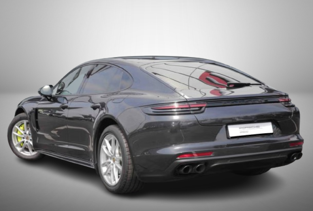 Porsche Panamera 4 E-Hybrid (4)