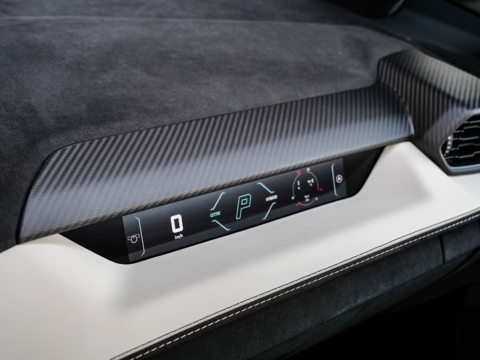 Lamborghini Revuelto - foto 18