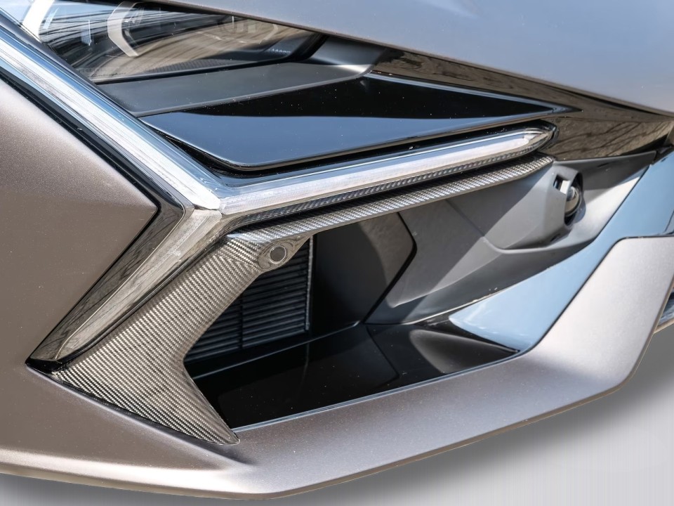 Lamborghini Revuelto - foto 23