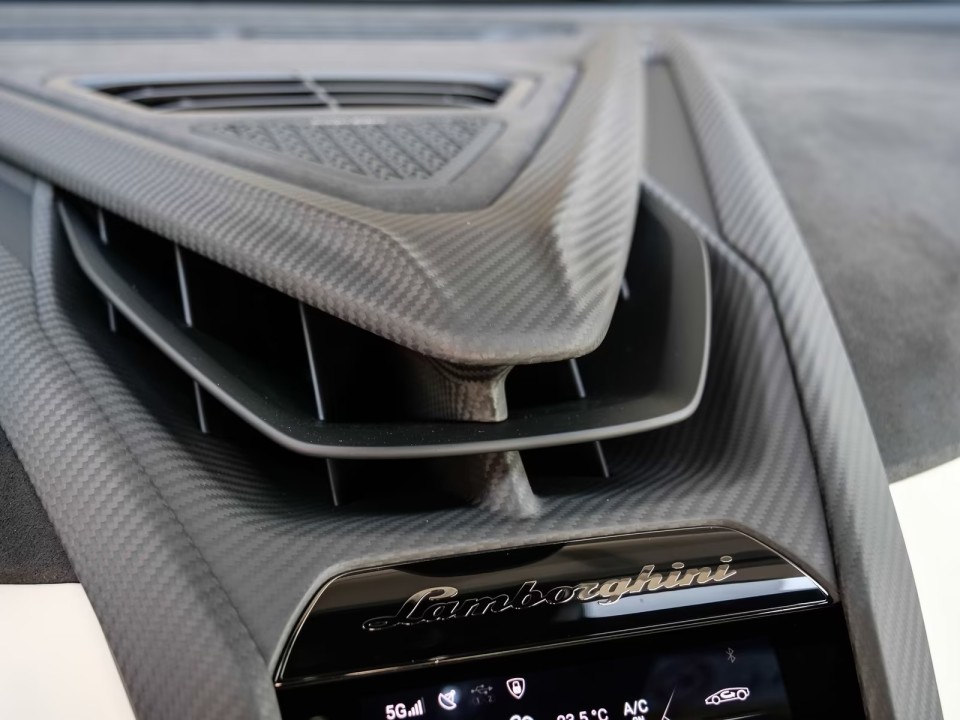 Lamborghini Revuelto - foto 20