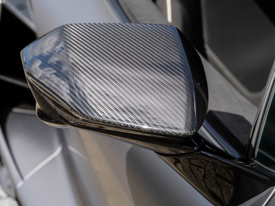 Lamborghini Revuelto - foto 22