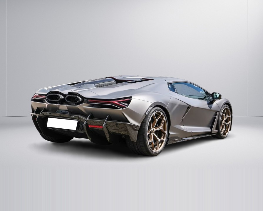 Lamborghini Revuelto (3)