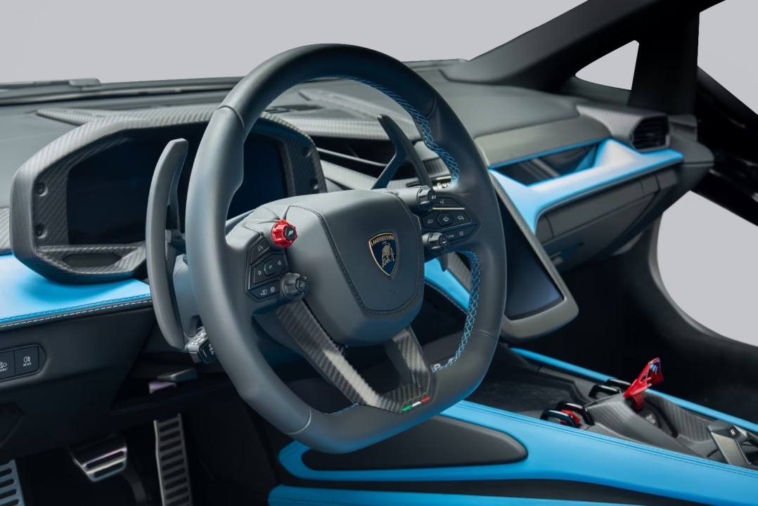 Lamborghini Revuelto - foto 7
