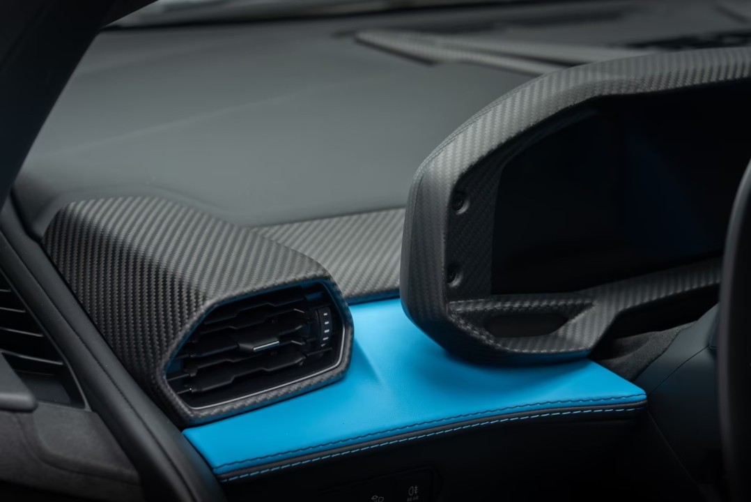Lamborghini Revuelto - foto 13