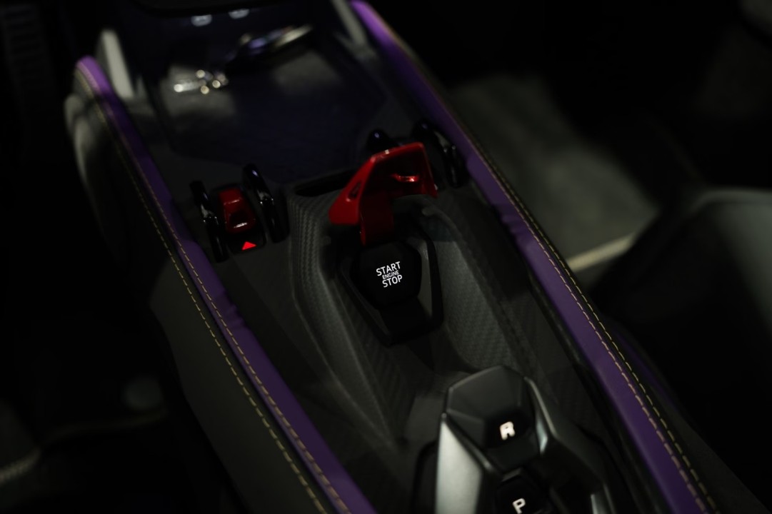 Lamborghini Revuelto - foto 20