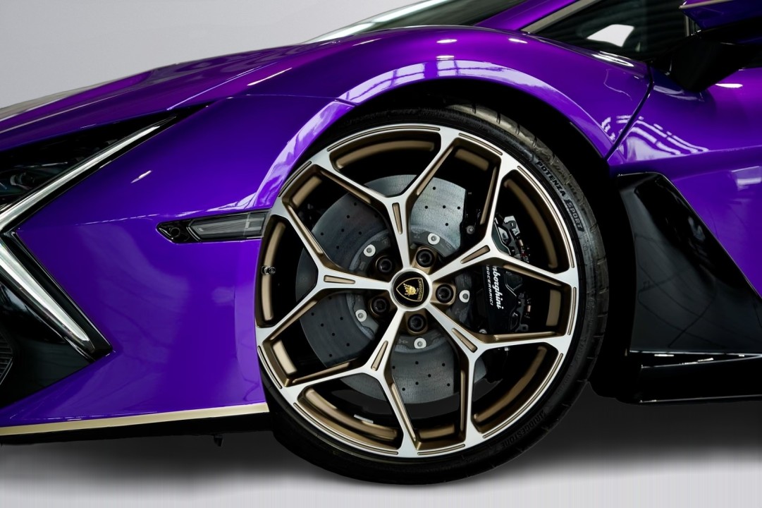Lamborghini Revuelto - foto 42