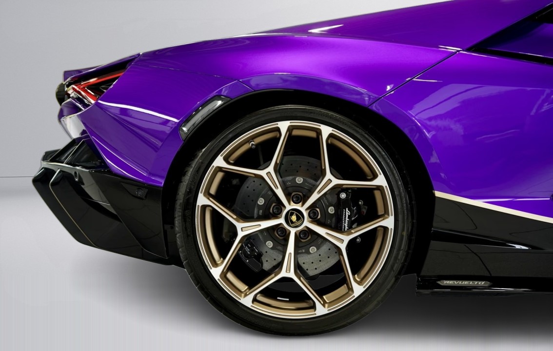 Lamborghini Revuelto - foto 44