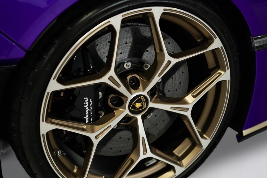 Lamborghini Revuelto - foto 45