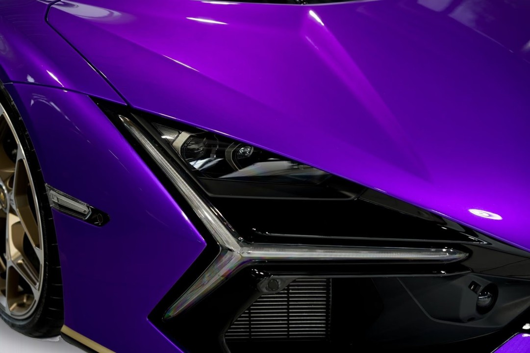 Lamborghini Revuelto - foto 37