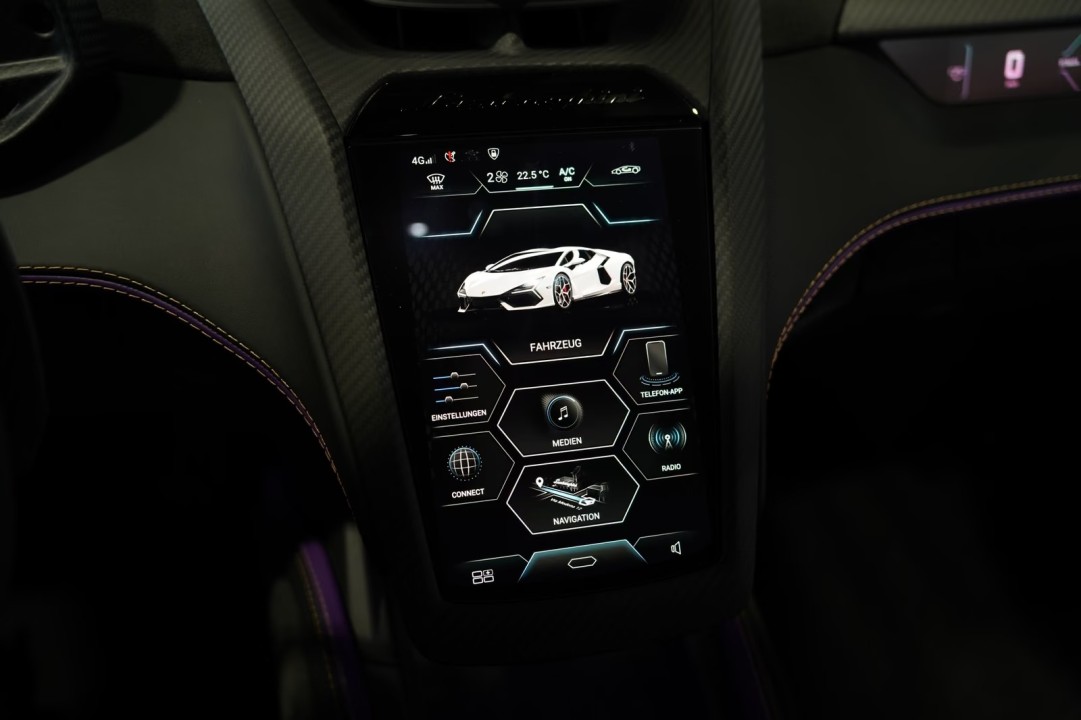 Lamborghini Revuelto - foto 23