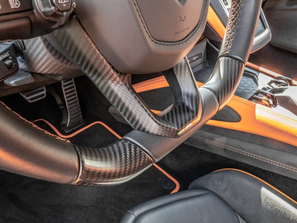 Lamborghini Revuelto - foto 16