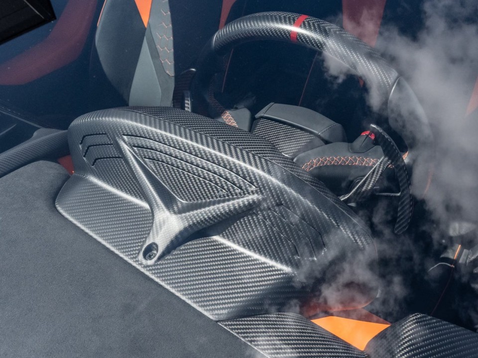 Lamborghini Revuelto - foto 17