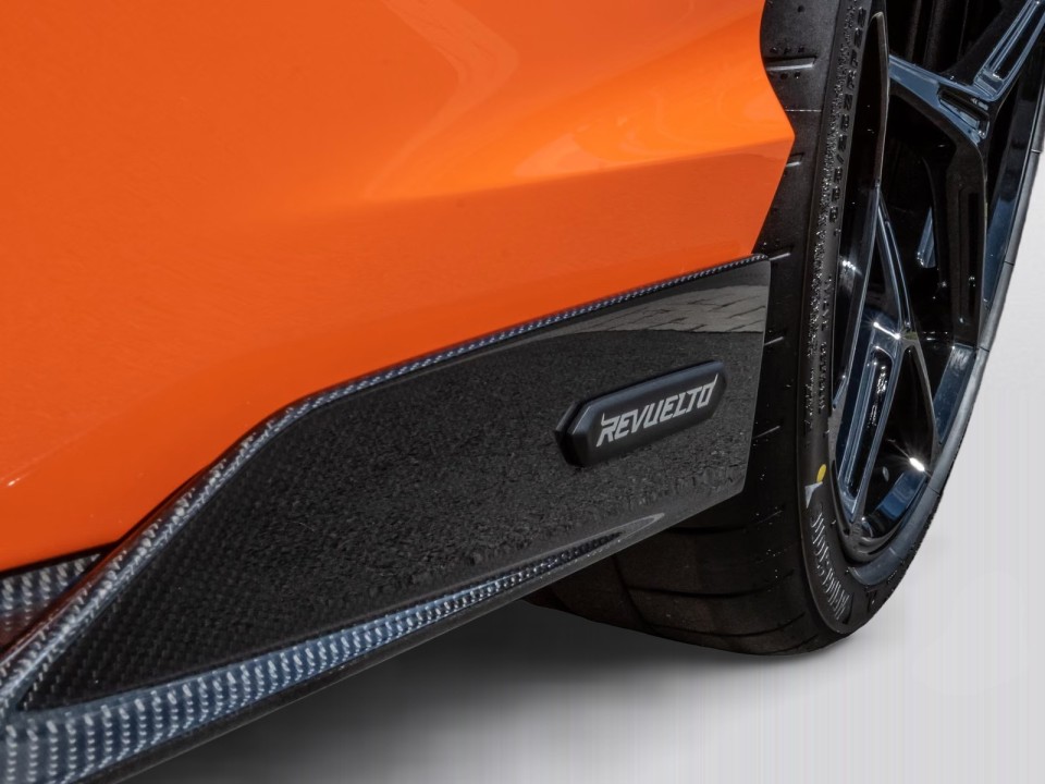 Lamborghini Revuelto - foto 26